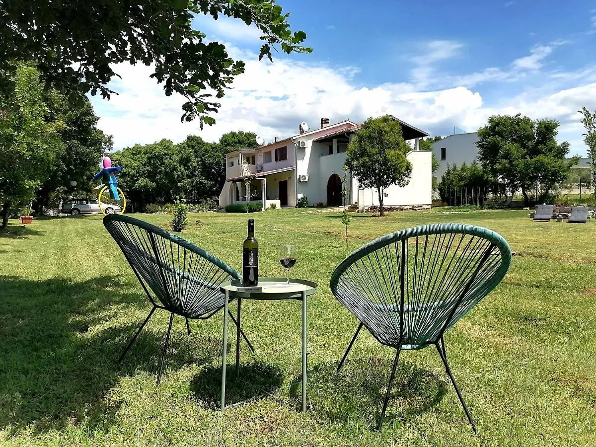Casa Val Madorso Lägenhet Peroj